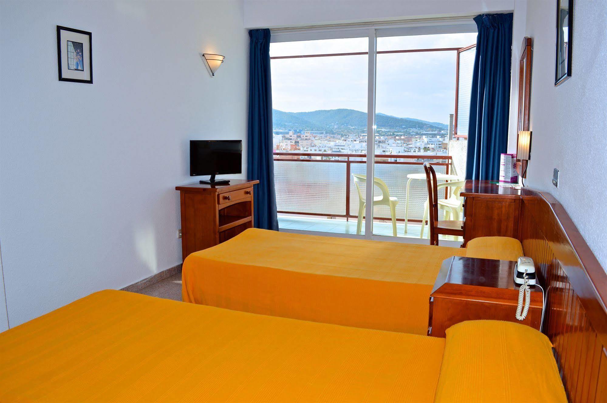 Hostal Molins Park Ibiza Eksteriør billede