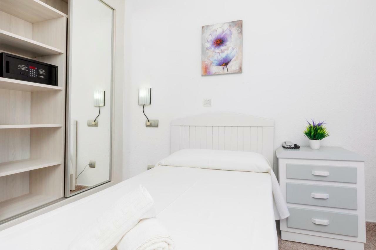 Hostal Molins Park Ibiza Eksteriør billede